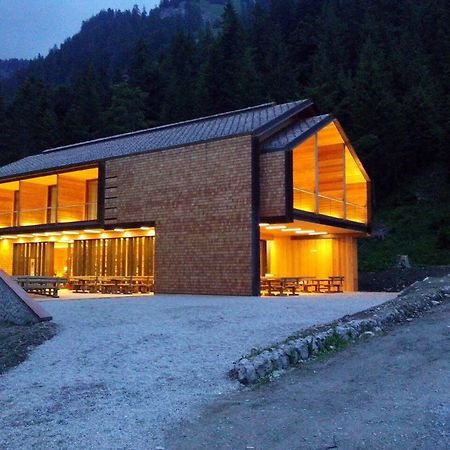 Vallesinella Hotel Restaurant Bar Madonna di Campiglio Exterior foto